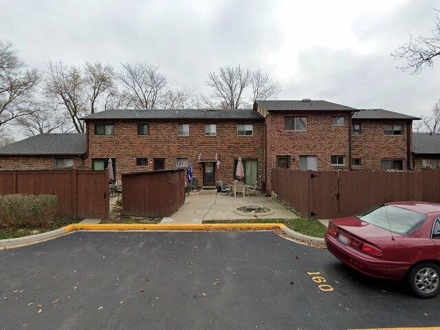 House image located at Villa Park, IL 60181