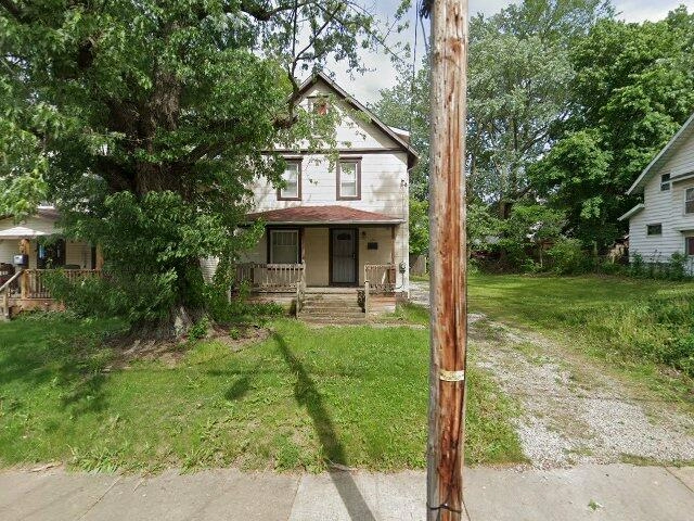 House image located at Akron, OH 44305