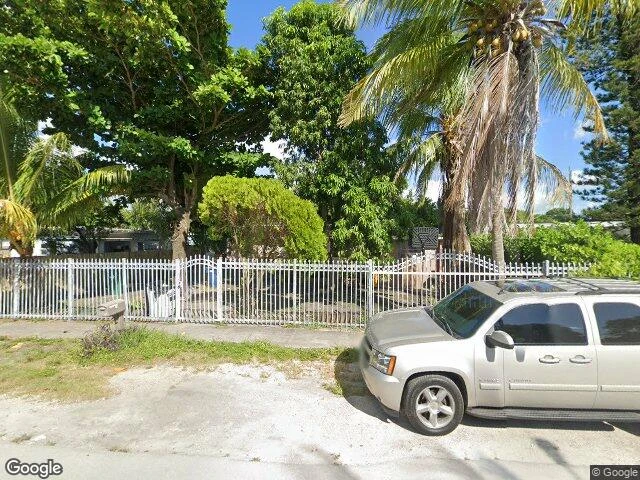 House image located at Miami, FL 33168