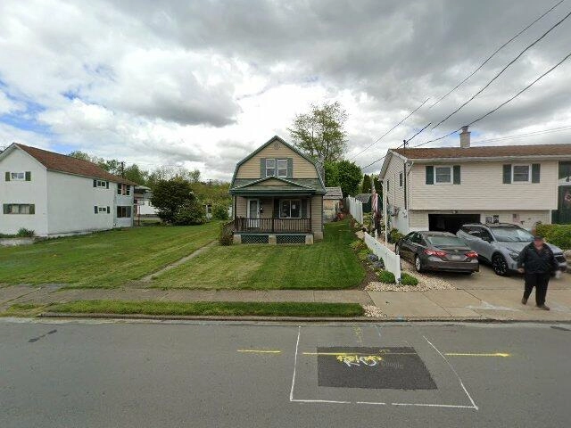 House image located at Old Forge, PA 18518