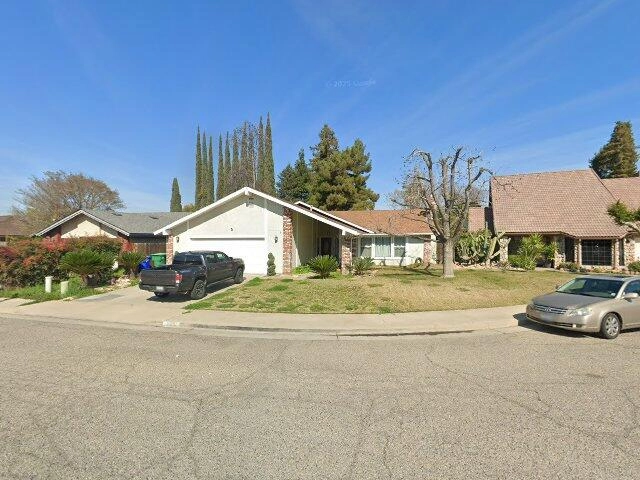 House image located at Porterville, CA 93257