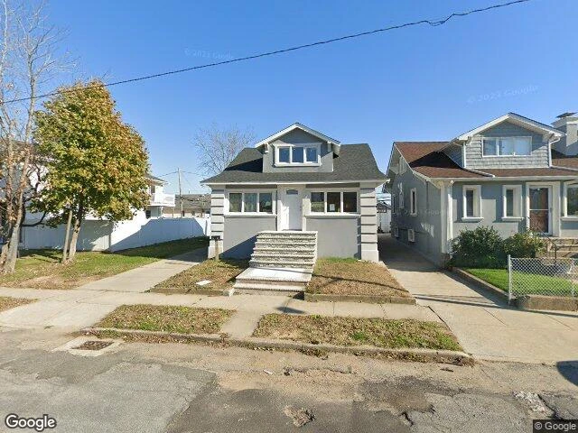 House image located at Island Park, NY 11558