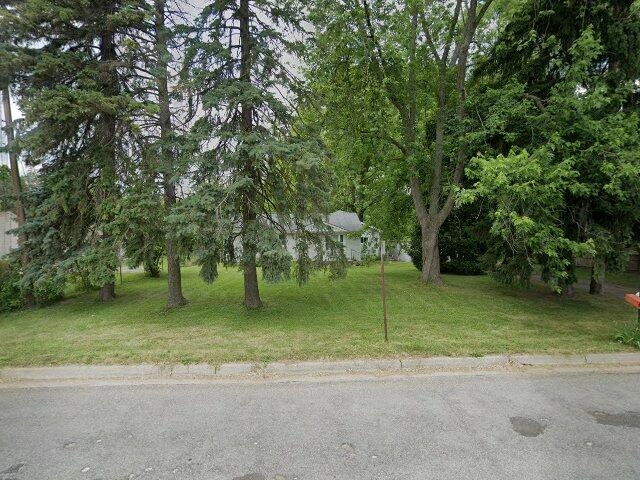 House image located at Burton, MI 48509