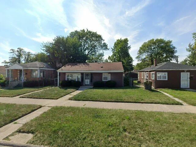 House image located at Riverdale, IL 60827