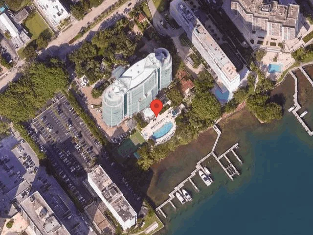 House image located at Miami, FL 33129