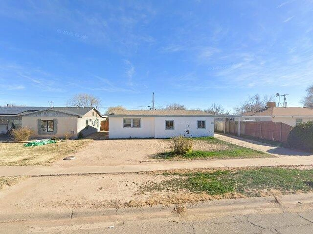 House image located at Roswell, NM 88203
