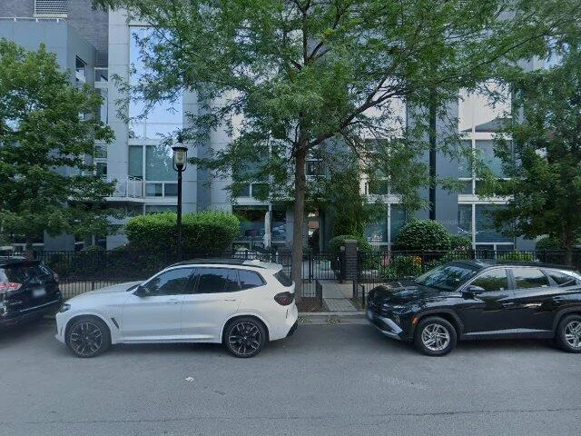 House image located at Chicago, IL 60616