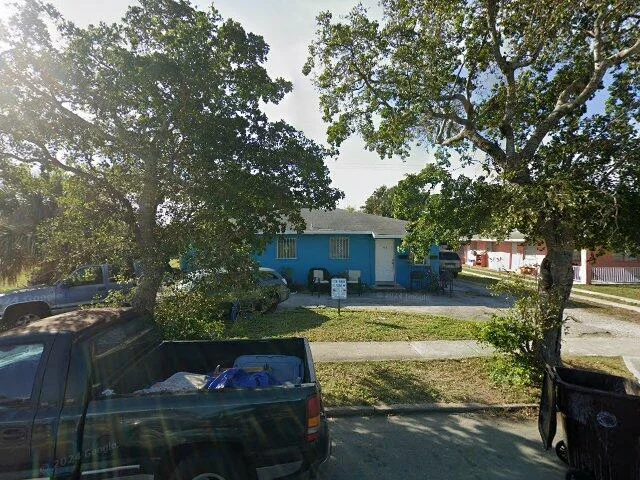 House image located at West Palm Beach, FL 33407