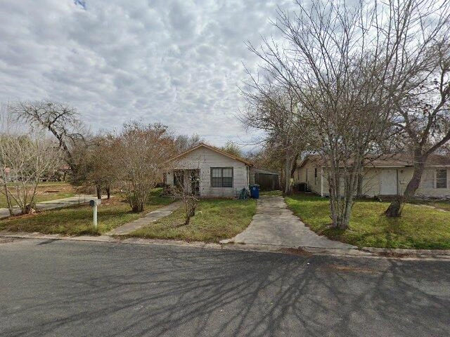 House image located at Ennis, TX 75119