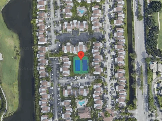 House image located at Miami, FL 33178