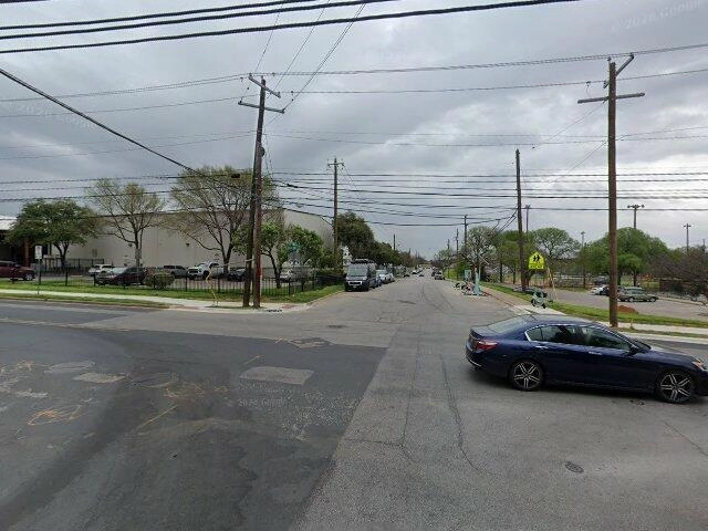 House image located at Milford, IN 46542