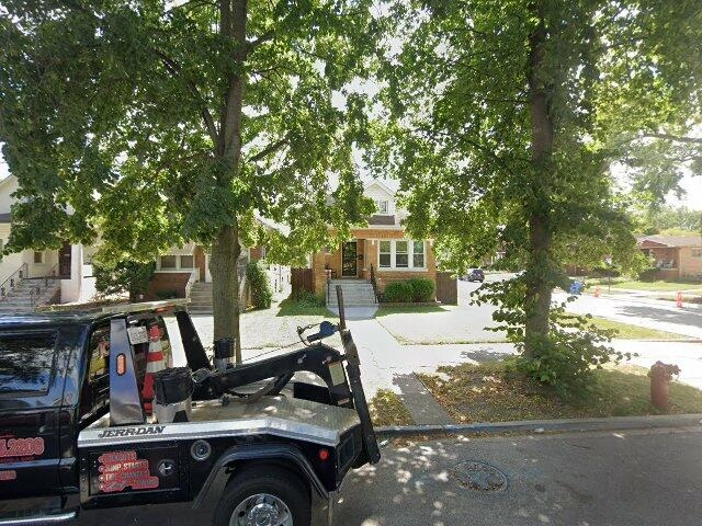 House image located at Chicago, IL 60643