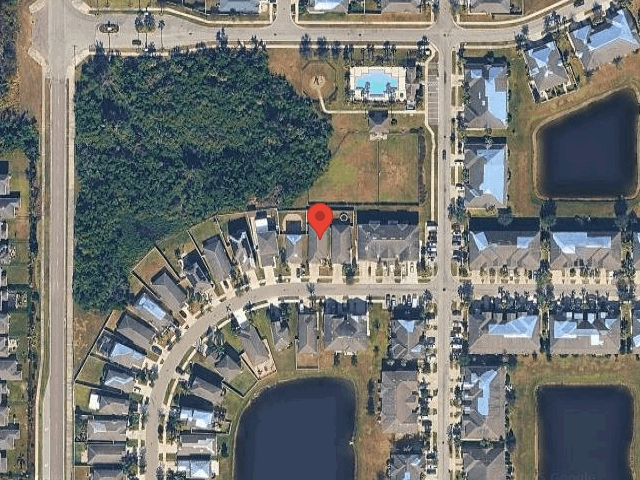 House image located at Ruskin, FL 33570