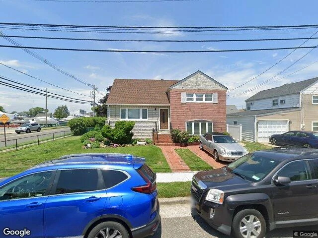 House image located at Freeport, NY 11520