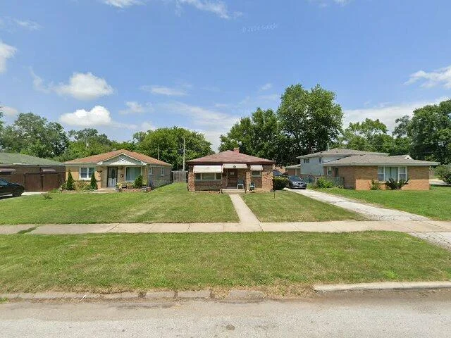 House image located at Harvey, IL 60426