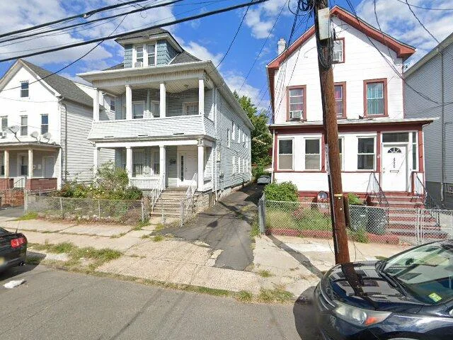 House image located at Elizabethport, NJ 07206