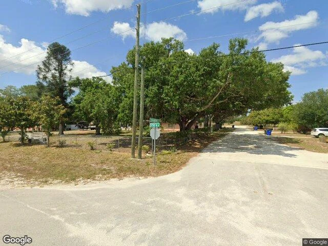 House image located at Sebring, FL 33875