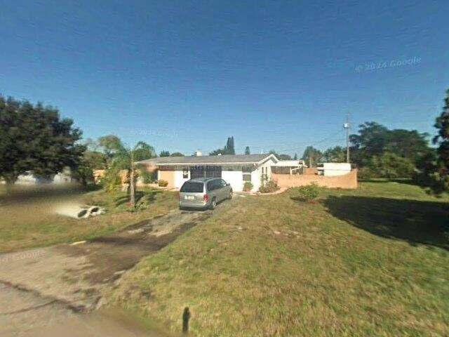 House image located at Lehigh Acres, FL 33936