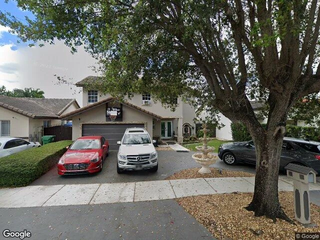 House image located at Miami, FL 33182