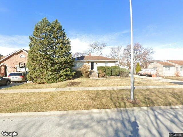 House image located at Burbank, IL 60459