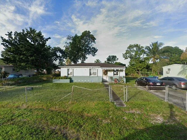 House image located at Miami, FL 33167