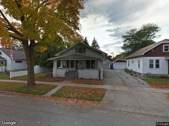 House image located at Appleton, WI 54911