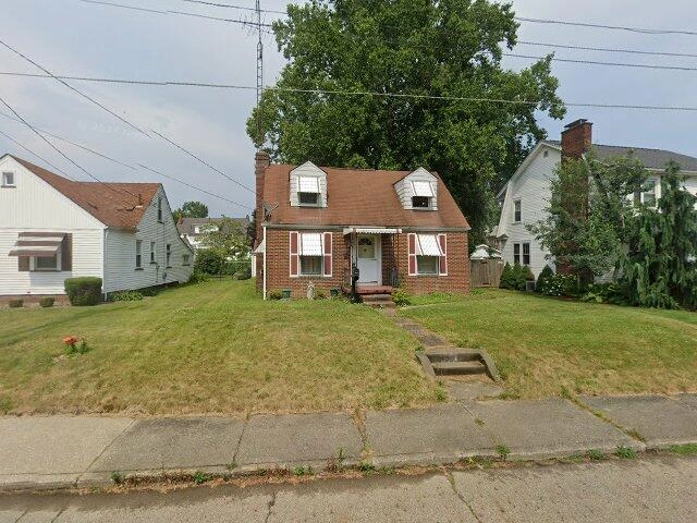 House image located at Canton, OH 44703