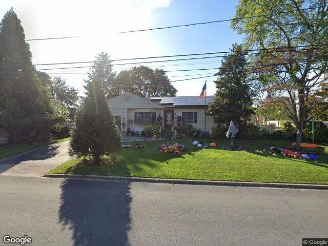 House image located at Bay Shore, NY 11706