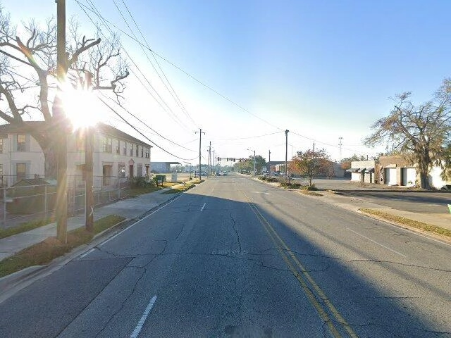 House image located at Farmington, IL 61531