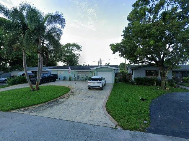 House image located at Hollywood, FL 33024