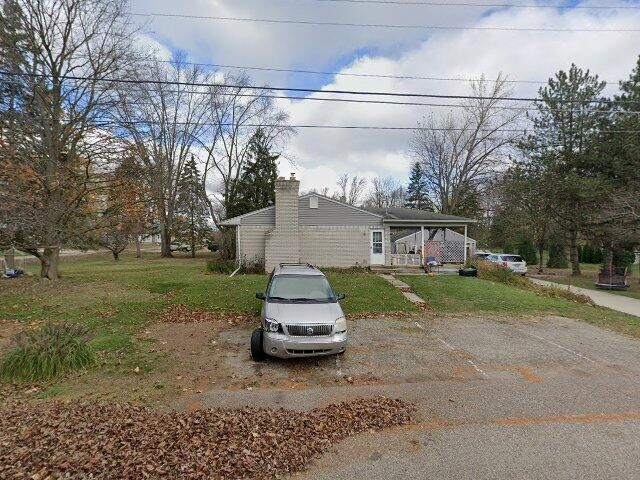 House image located at Livonia, MI 48152