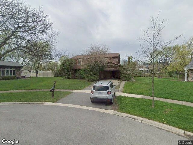 House image located at Westmont, IL 60559