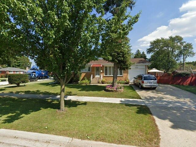 House image located at Des Plaines, IL 60016