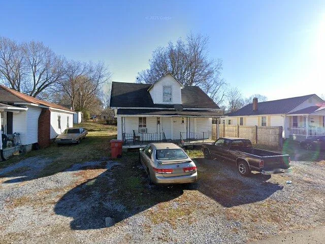 House image located at Johnson City, TN 37604