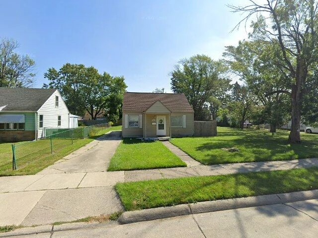 House image located at Roseville, MI 48066