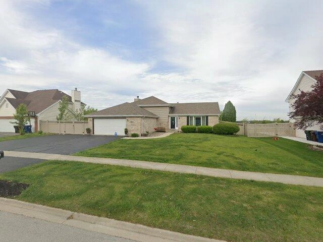 House image located at New Lenox, IL 60451