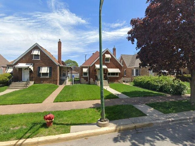 House image located at Chicago, IL 60617