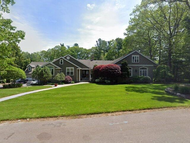 House image located at Lynnfield, MA 01940