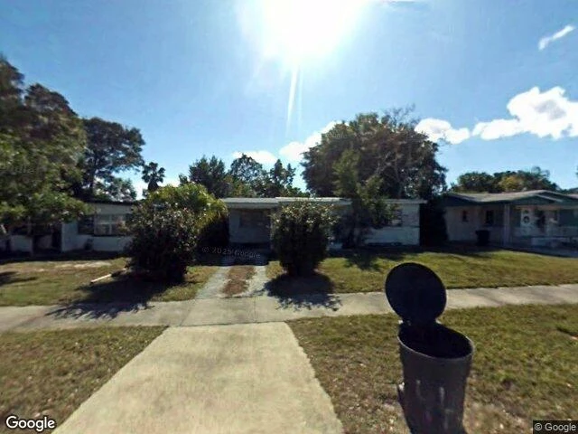 House image located at Saint Petersburg, FL 33713