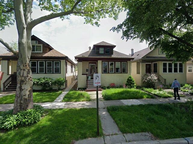 House image located at Oak Park, IL 60304