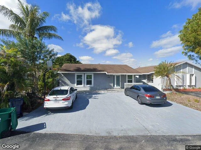 House image located at Miami, FL 33175