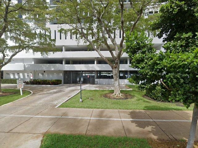 House image located at North Miami Beach, FL 33160