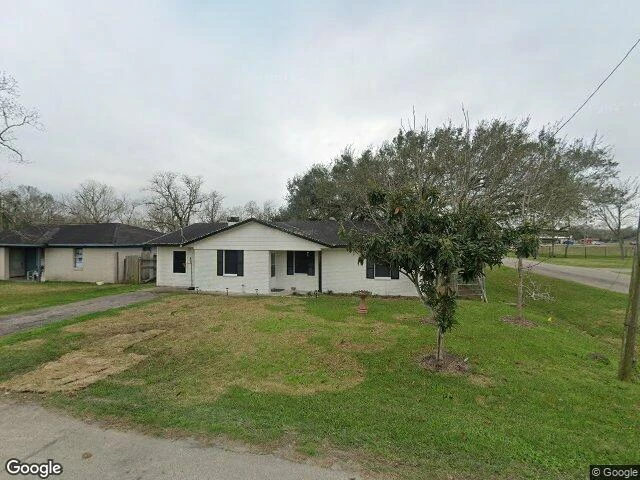 House image located at Alvin, TX 77511