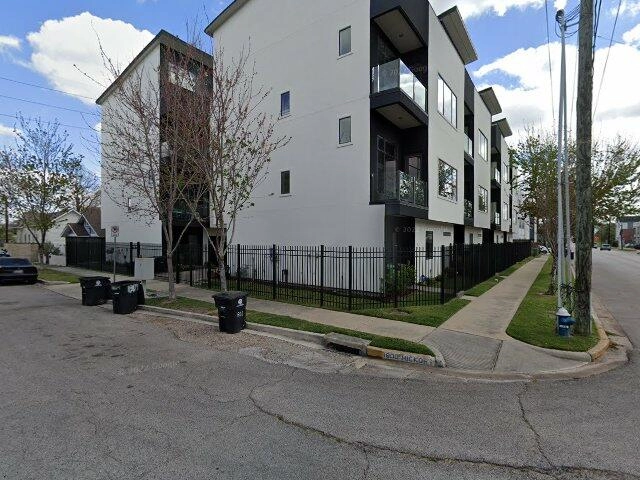 House image located at Houston, TX 77007