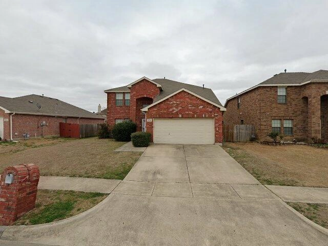 House image located at Arlington, TX 76002