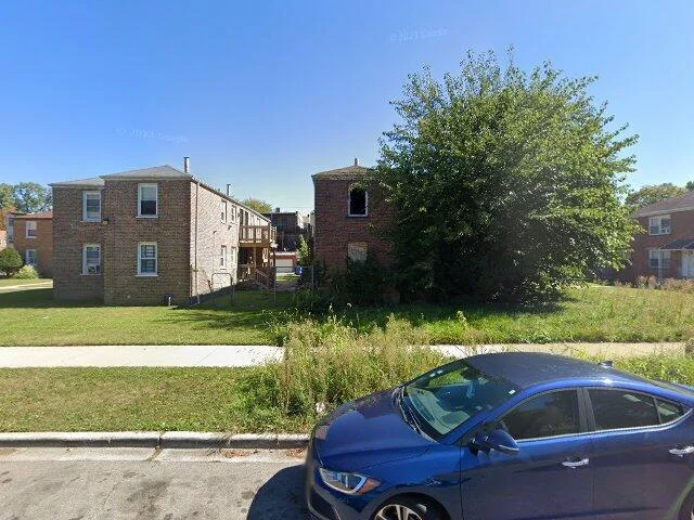 House image located at Chicago, IL 60617