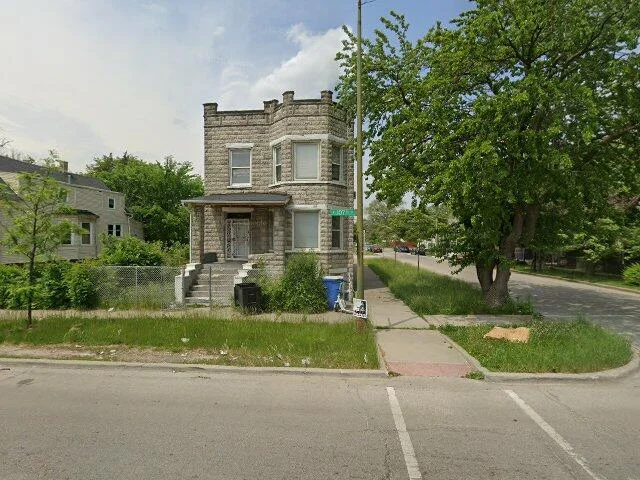 House image located at Chicago, IL 60628