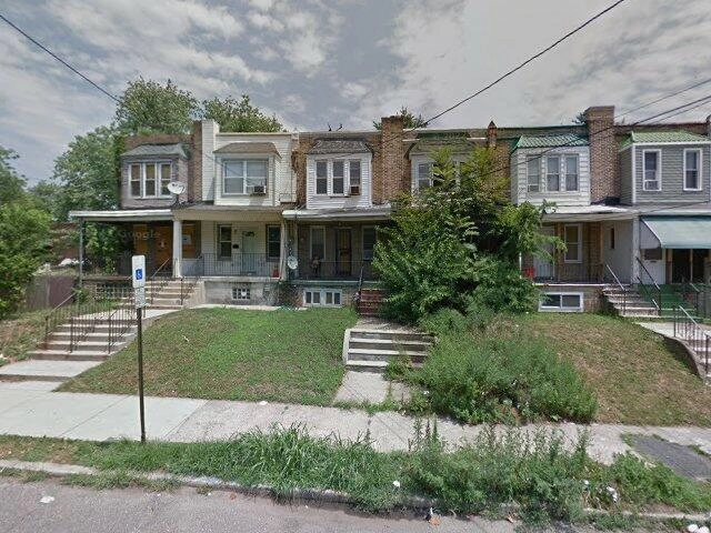 House image located at Camden, NJ 08104