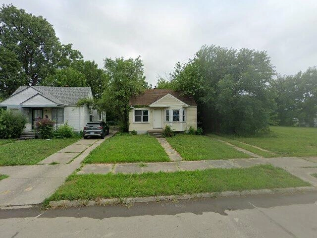 House image located at Detroit, MI 48228
