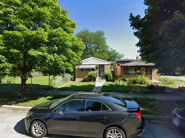 House image located at Chicago, IL 60643